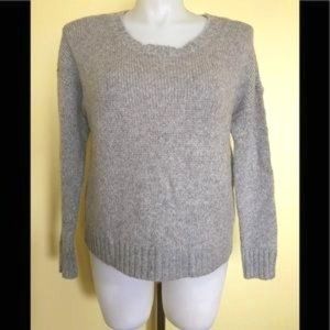 Women’s American Eagle Sweater Size Medium